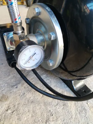 Bomba de agua BLACK+DECKER 600W