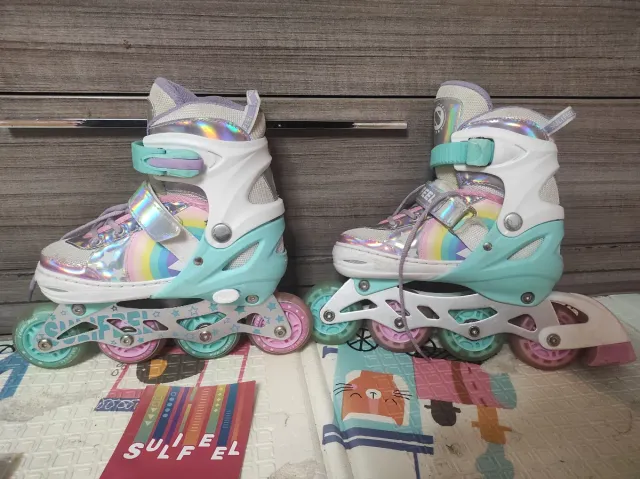 Patines sulifeel ajustables talla de 32 a 35  y pr