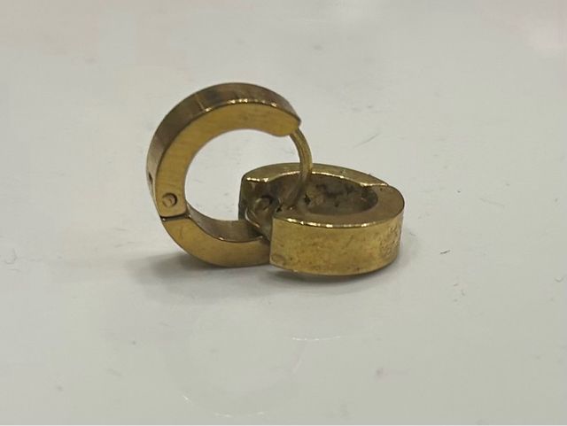 Colar e argolas em aço