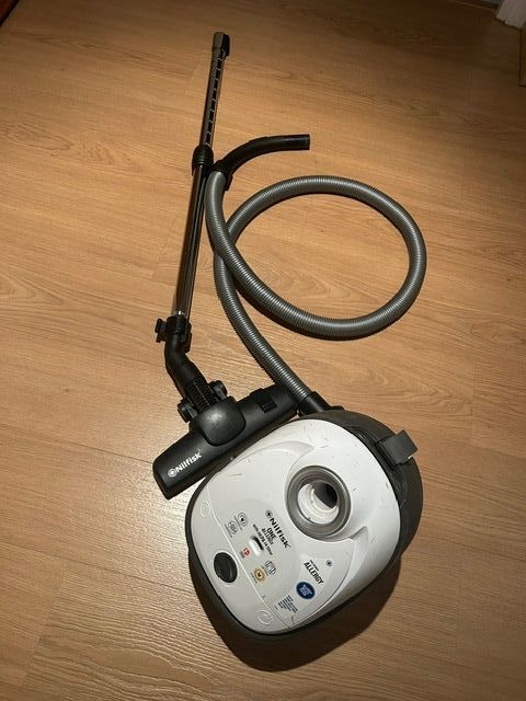 Aspiradora Nilfisk One Performance