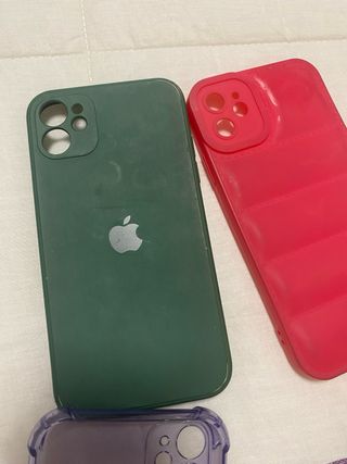 5 Fundas iPhone 11