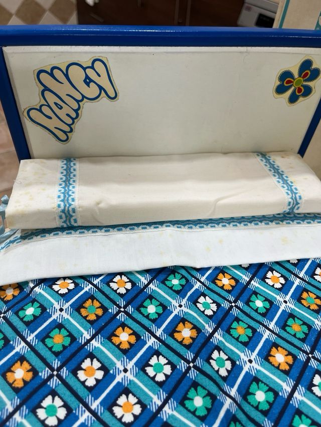 Cama Muñeca Nancy Años 70 en Caja