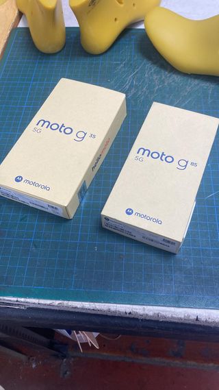 Motorola Moto G 5G 35 y G85