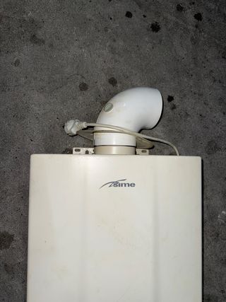 Calentador Gas Natural casi nuevo