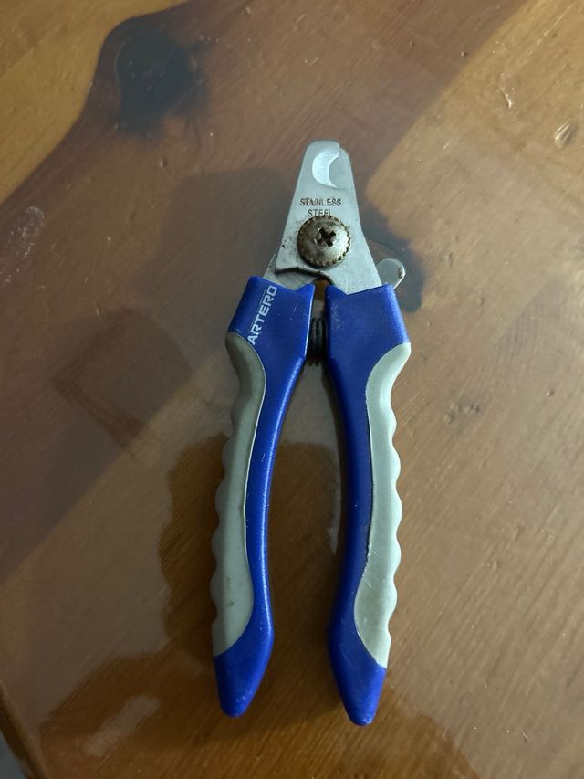 Cortaúñas para perros/gatos Artero