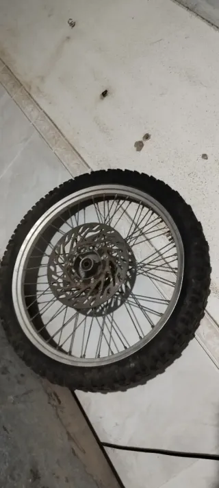 Rueda Delantera Beta RRT