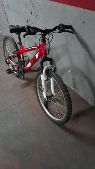 Bicicleta Freerider 24 Roja
