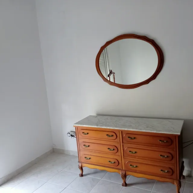 Base de cama de madera. NO hago envíos.