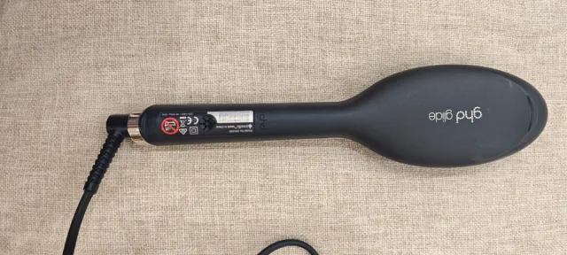 Cepillo Alisador GHD Glide Negro