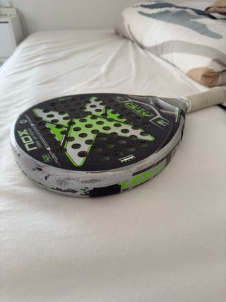 Pala de pádel NOX AT.10 Genius