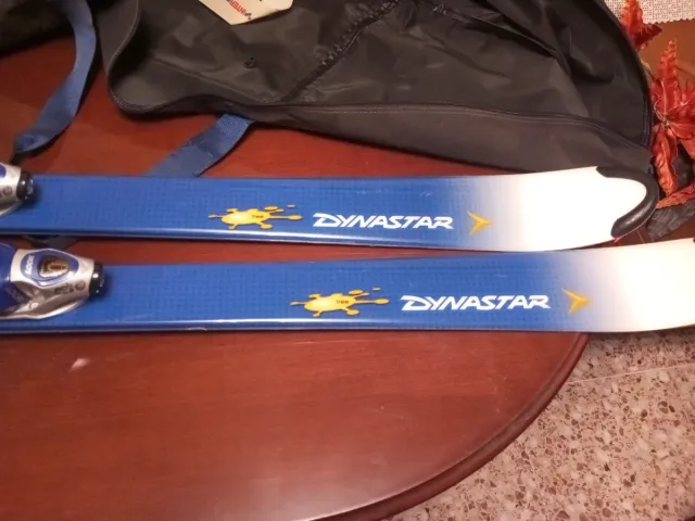 Esquís agy free con fijaciones LOOK