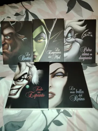Pack de cinco libros de villanos