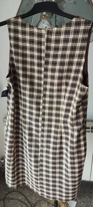 Vestido sin mangas, de cuadros