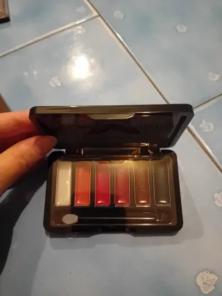 PALETTE LIP GLOSS SHEGLAM