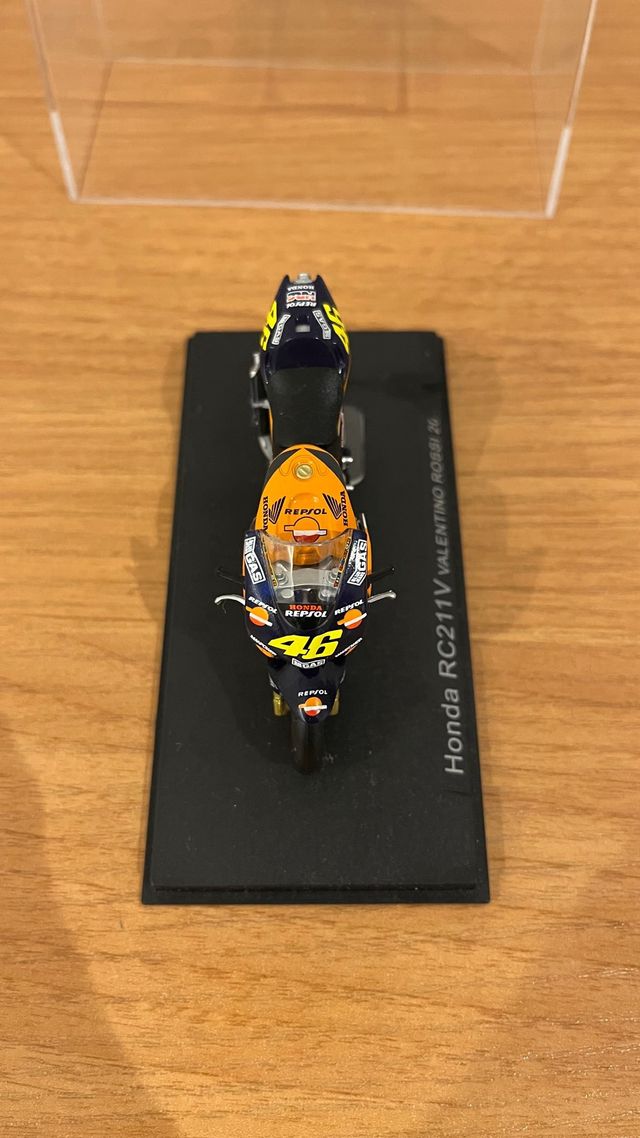Honda RC211V Valentino Rossi 2002