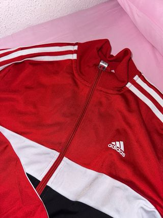 Chándal Adidas niño rojo y negro