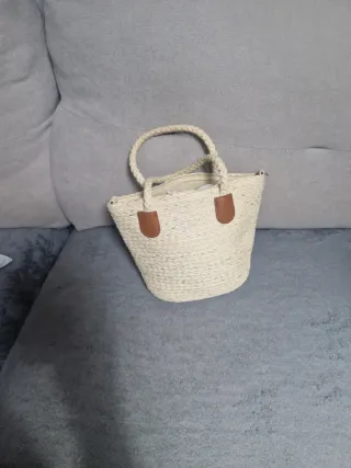 Capazo de rafia beige