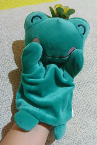 Maletita infantil con 2 marionetas