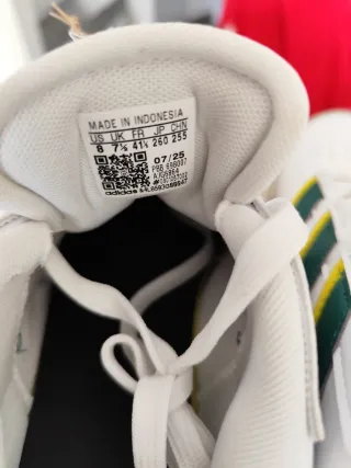 Zapatillas Adidas Courtblock Verdes y Blancas