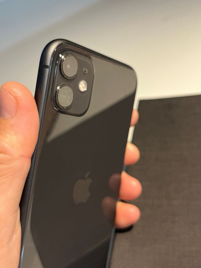 iPhone 11 64 GB Negro