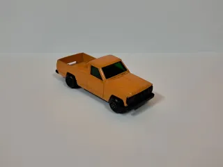 Coche Guisval Datsun Patrol Naranja