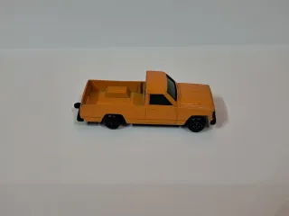 Coche Guisval Datsun Patrol Naranja