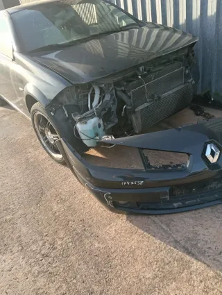 Despiece Renault Megane PARAGOLPES DELANTERO 80