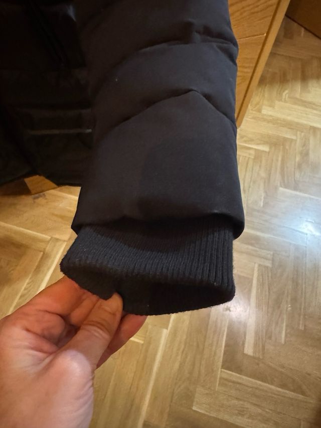 Abrigo McKenzie Negro de niño. Talla 12-13 años