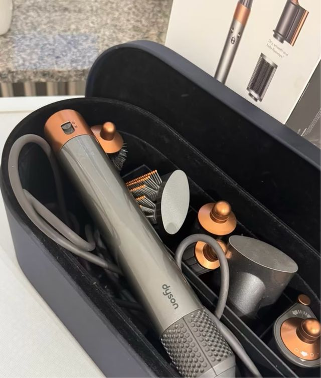 Dyson Airwrap en muy buen estado y muy cuidado.