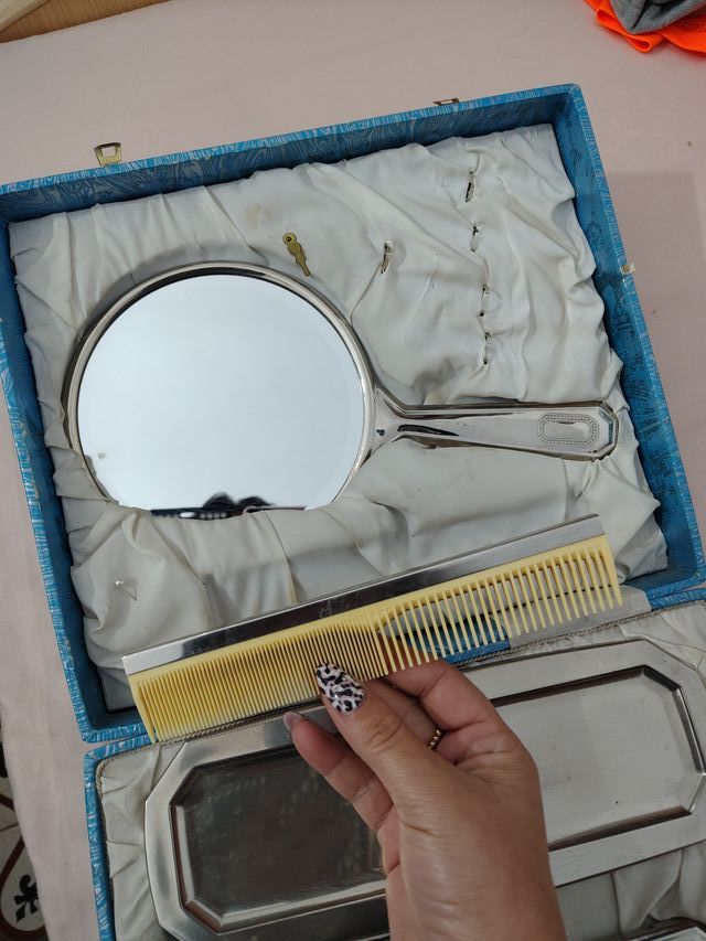 Tocador Set de 5 Piezas antigua