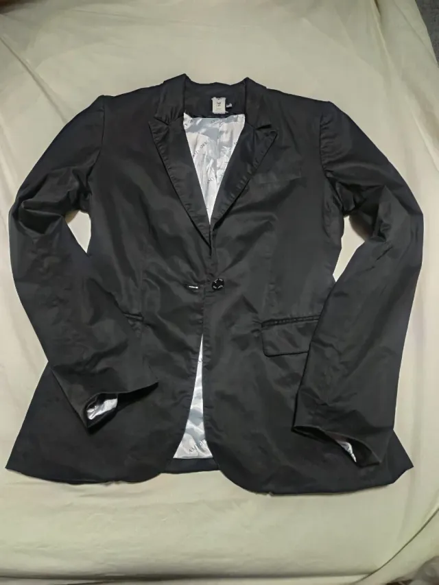 Blazer Negra Amy Gee