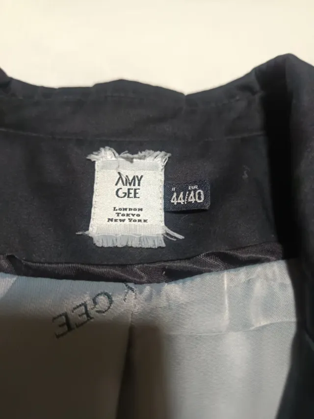 Blazer Negra Amy Gee