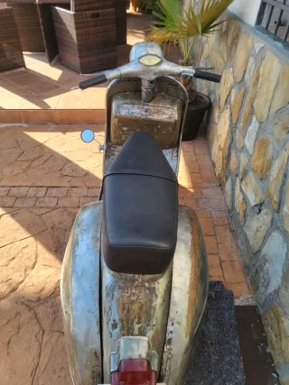Vespa 150 GS.