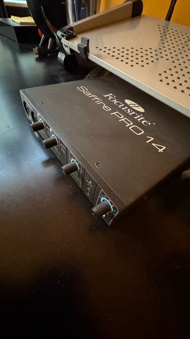 Focusrite Saffire PRO 14 Scheda Audio FireWire