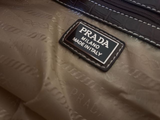 Bolso Prada.