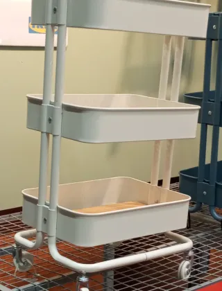 Carro IKEA RASKOG(35x45x77).(2)FRENOS RUEDAS-NUEVO