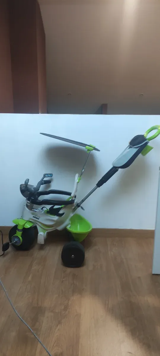 Triciclo infantil 