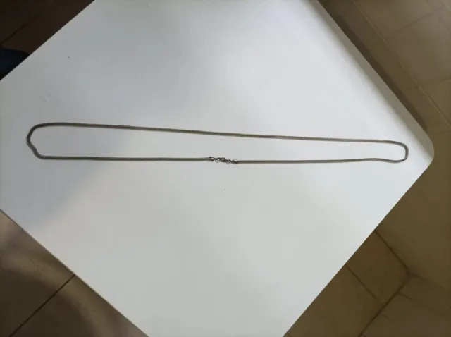 Cadena Plateada estilo cuerda