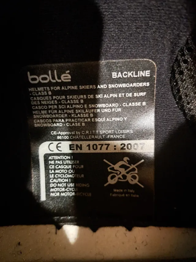 Casco de esquí Bollé negro