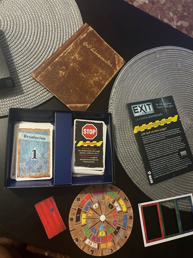 Juego EXIT La Cabaña Abandonada.