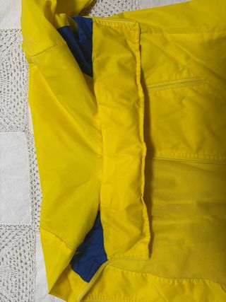 Cortavientos chubasquero niño amarillo y azul.cVf
