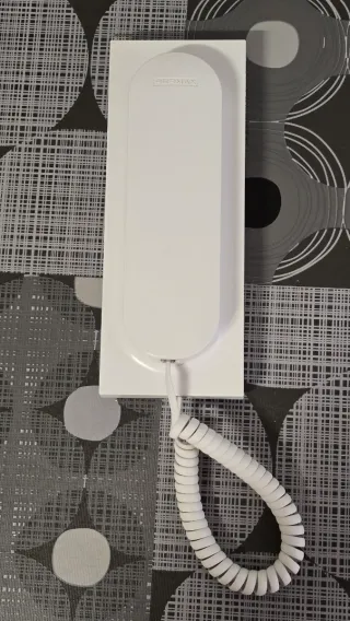 Telefonillo Fermax Veo blanco.