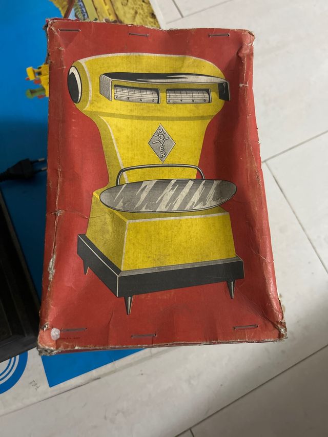 Balanza de juguete vintage MOVER