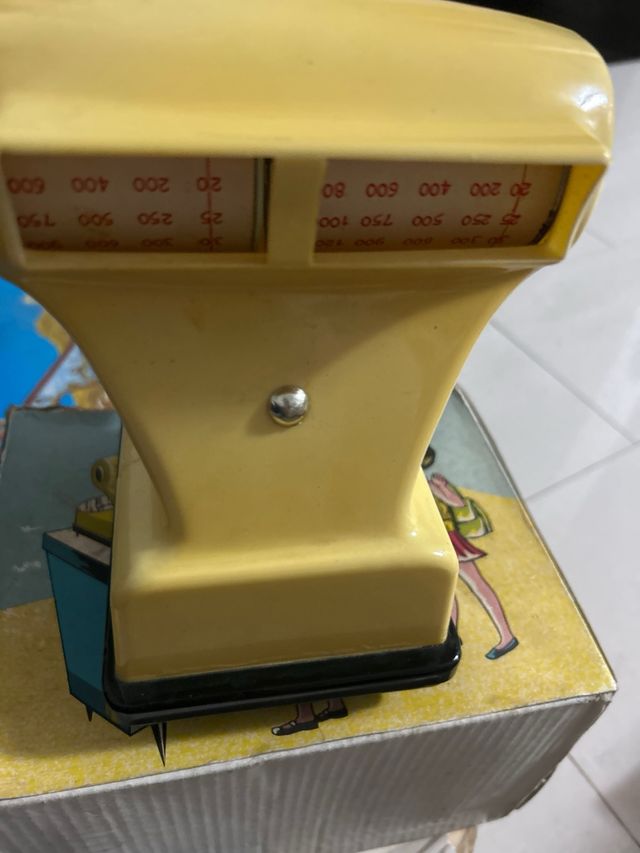 Balanza de juguete vintage MOVER