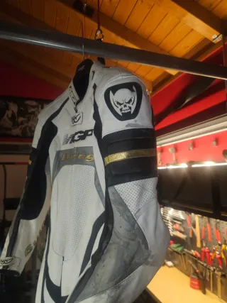 Mono Integral Berik Talla 48