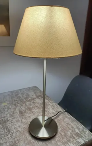 Lámpara de sobremesa