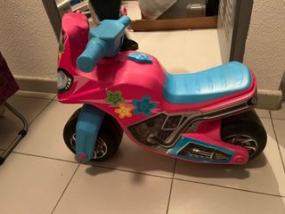 Moto correpasillos infantil rosa y azul