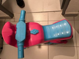 Moto correpasillos infantil rosa y azul