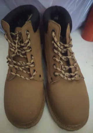 Botas de trabajo marrones