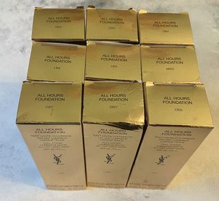 Yves Saint Laurent All Hours Foundation